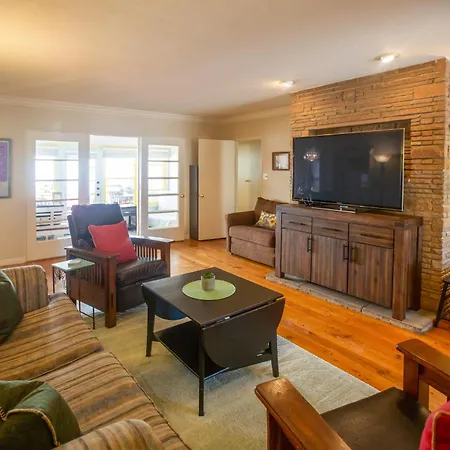 Great Bay Area Home, 12 Mi To Downtown San Jose!